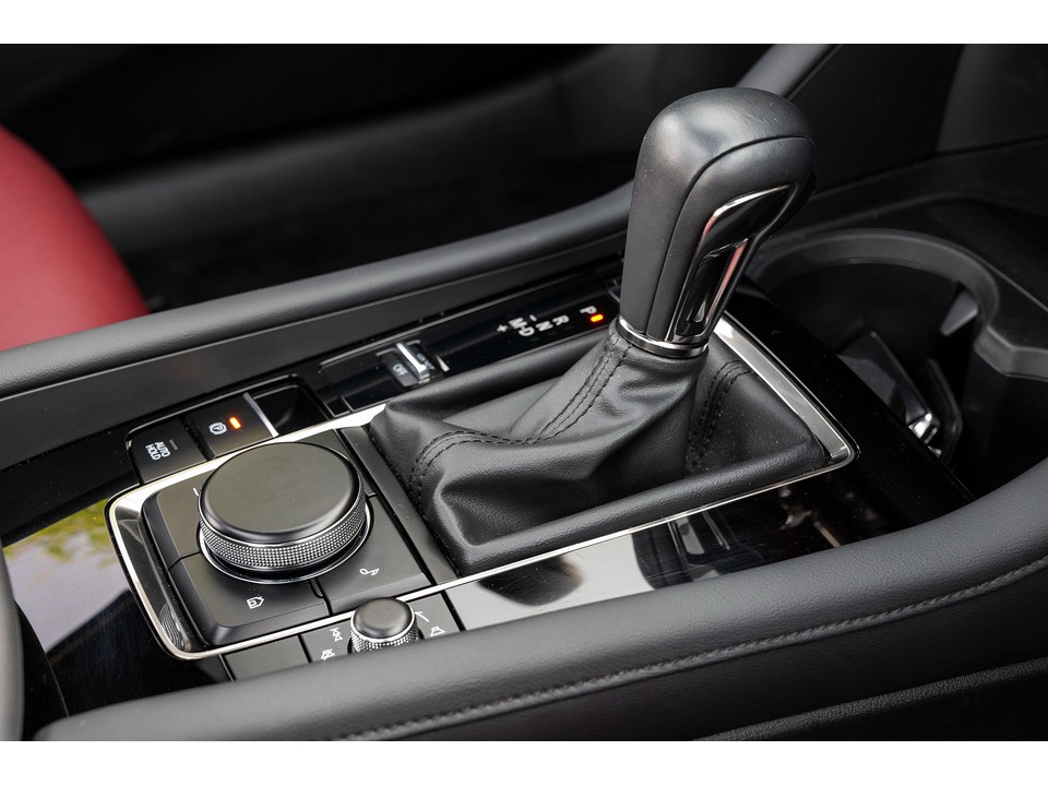 2025_Mazda3 Hatchback interior