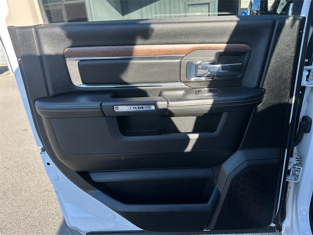 2019 RAM 1500 Classic Laramie