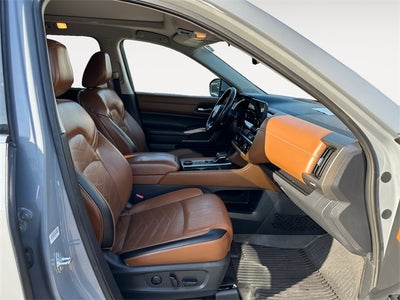 2023 Nissan Pathfinder Platinum