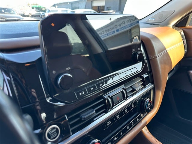 2023 Nissan Pathfinder Platinum