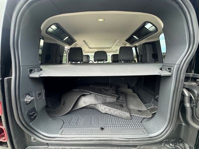 2024 Land Rover Defender 110 X-Dynamic SE
