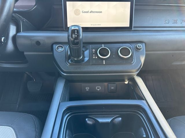 2024 Land Rover Defender 110 X-Dynamic SE
