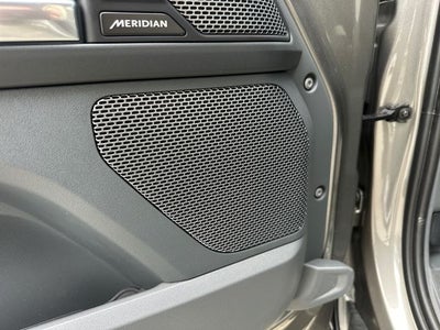 2024 Land Rover Defender 110 X-Dynamic SE