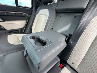2024 Land Rover Defender 110 X-Dynamic SE
