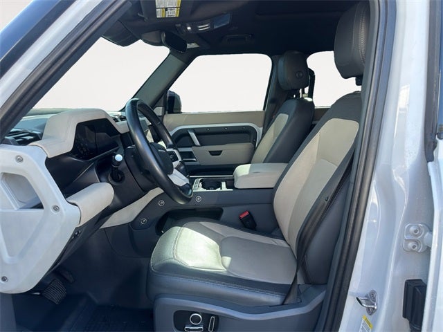 2023 Land Rover Defender 130 X-Dynamic SE