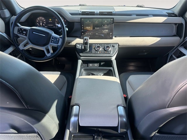 2023 Land Rover Defender 130 X-Dynamic SE