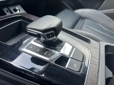 2024 Audi Q5 45 S line Premium quattro