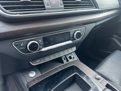 2024 Audi Q5 45 S line Premium quattro