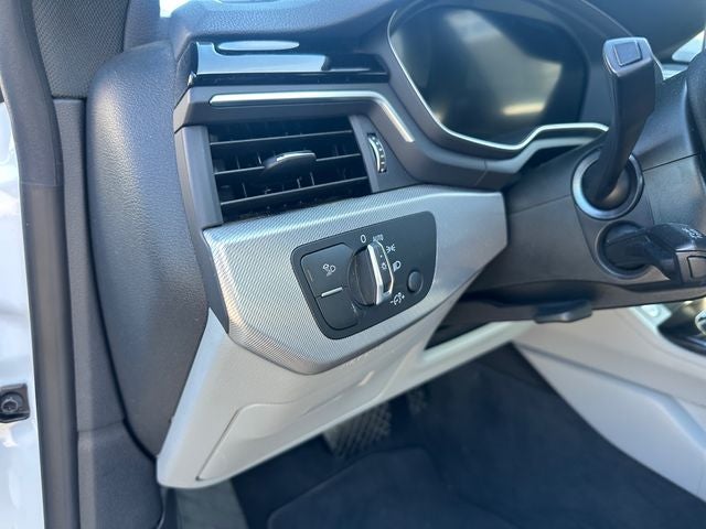 2025 Audi A5 Sportback 45 S line Premium quattro