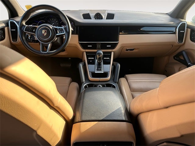 2022 Porsche Cayenne Base