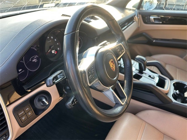 2022 Porsche Cayenne Base