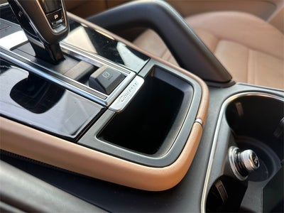 2022 Porsche Cayenne Base