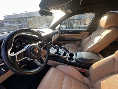 2022 Porsche Cayenne Base