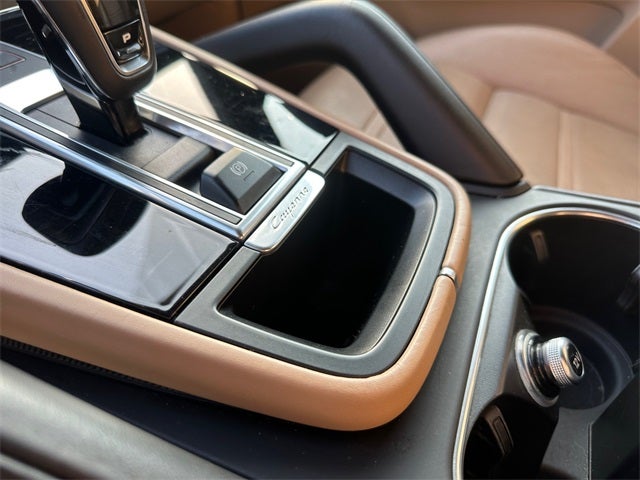 2022 Porsche Cayenne Base