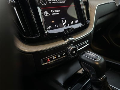 2021 Volvo XC60 T6 Inscription