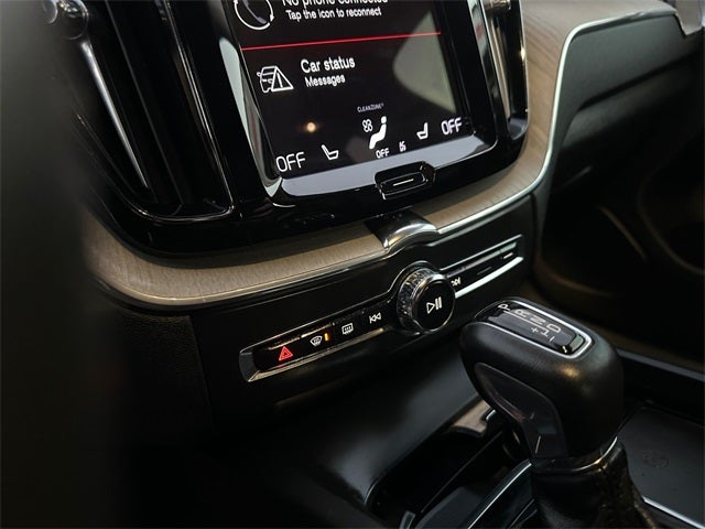 2021 Volvo XC60 T6 Inscription