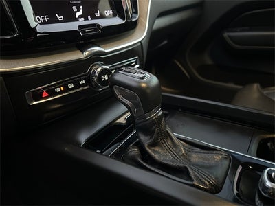 2021 Volvo XC60 T6 Inscription