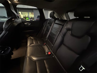 2021 Volvo XC60 T6 Inscription