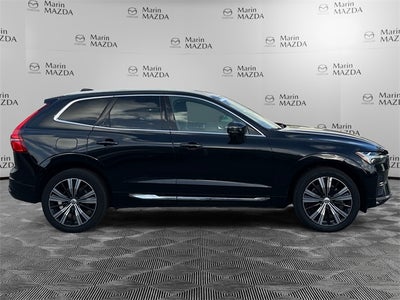 2022 Volvo XC60 B5 Inscription