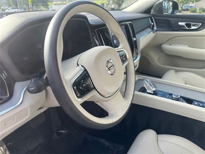 2025 Volvo V60 Cross Country B5 Ultra