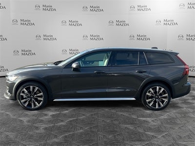 2025 Volvo V60 Cross Country B5 Ultra