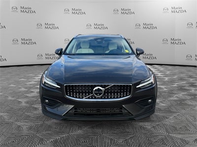 2025 Volvo V60 Cross Country B5 Ultra