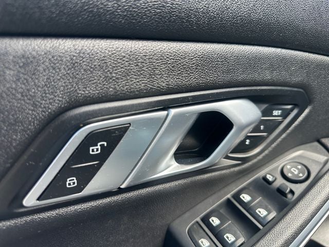 2021 BMW 3 Series 330i