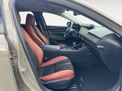 2024 Mazda Mazda3 2.5 Carbon Turbo