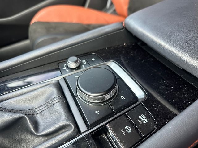 2024 Mazda Mazda3 2.5 Carbon Turbo