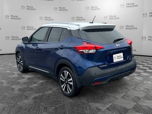 2020 Nissan Kicks SR