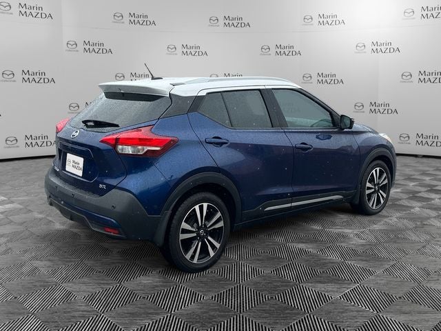 2020 Nissan Kicks SR