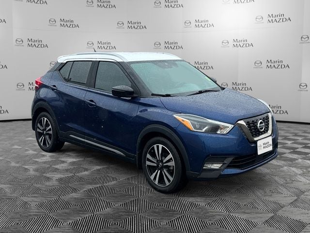 2020 Nissan Kicks SR