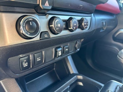2020 Toyota Tacoma SR5 V6