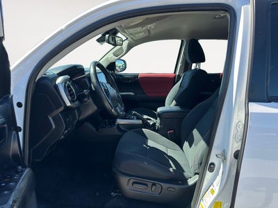 2020 Toyota Tacoma SR5 V6