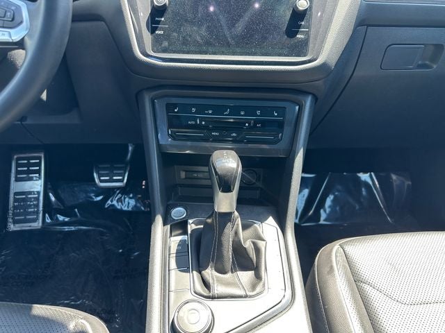 2023 Volkswagen Tiguan 2.0T SEL R-Line