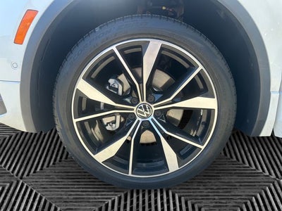 2023 Volkswagen Tiguan 2.0T SEL R-Line
