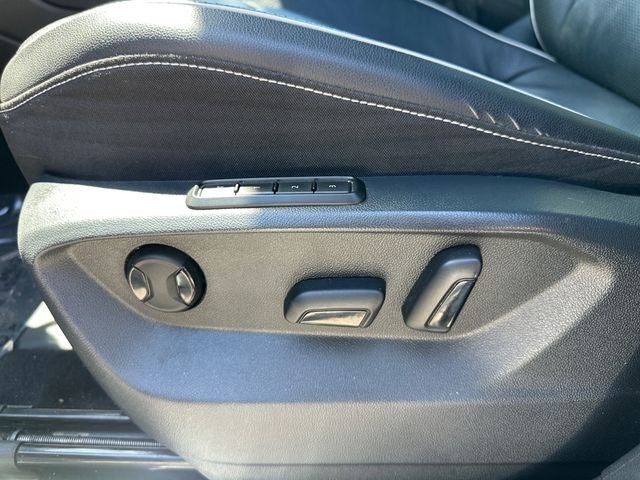 2023 Volkswagen Tiguan 2.0T SEL R-Line