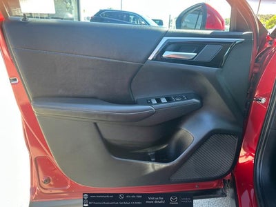 2023 Mitsubishi Outlander PHEV SE