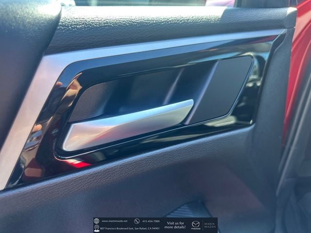 2023 Mitsubishi Outlander PHEV SE