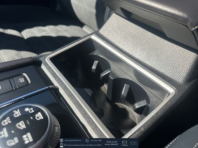 2023 Mitsubishi Outlander PHEV SE