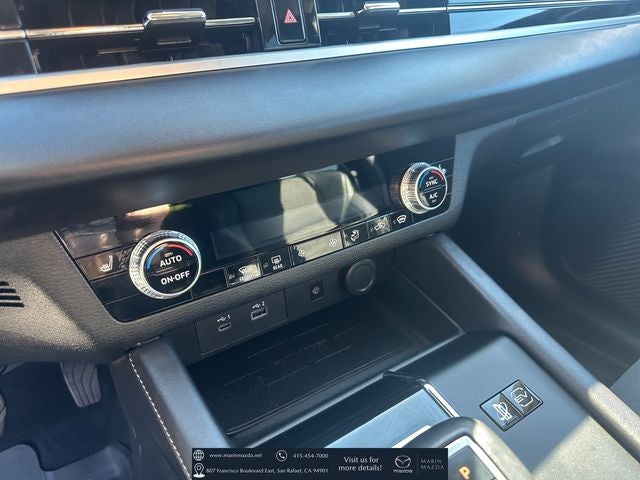 2023 Mitsubishi Outlander PHEV SE