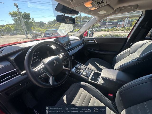 2023 Mitsubishi Outlander PHEV SE