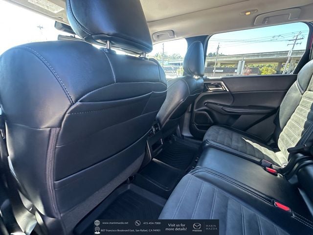 2023 Mitsubishi Outlander PHEV SE