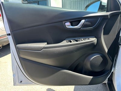 2023 Hyundai Kona Electric SE