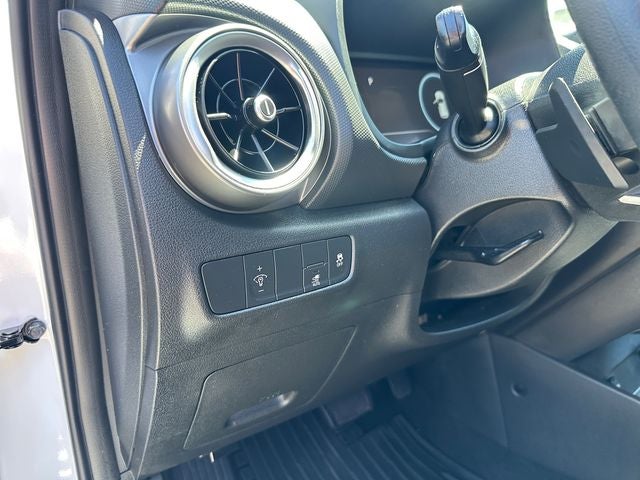 2023 Hyundai Kona Electric SE