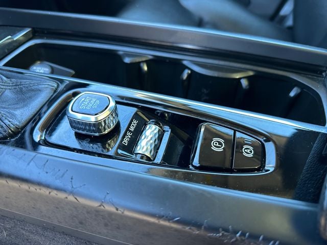 2019 Volvo XC60 T6 Momentum
