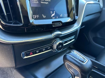 2019 Volvo XC60 T6 Momentum