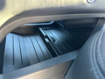 2024 Land Rover Defender 110 X-Dynamic SE