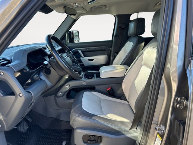 2024 Land Rover Defender 110 X-Dynamic SE