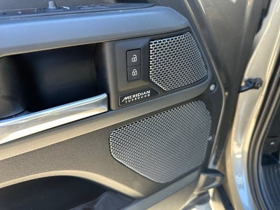 2023 Land Rover Defender 110 X-Dynamic SE